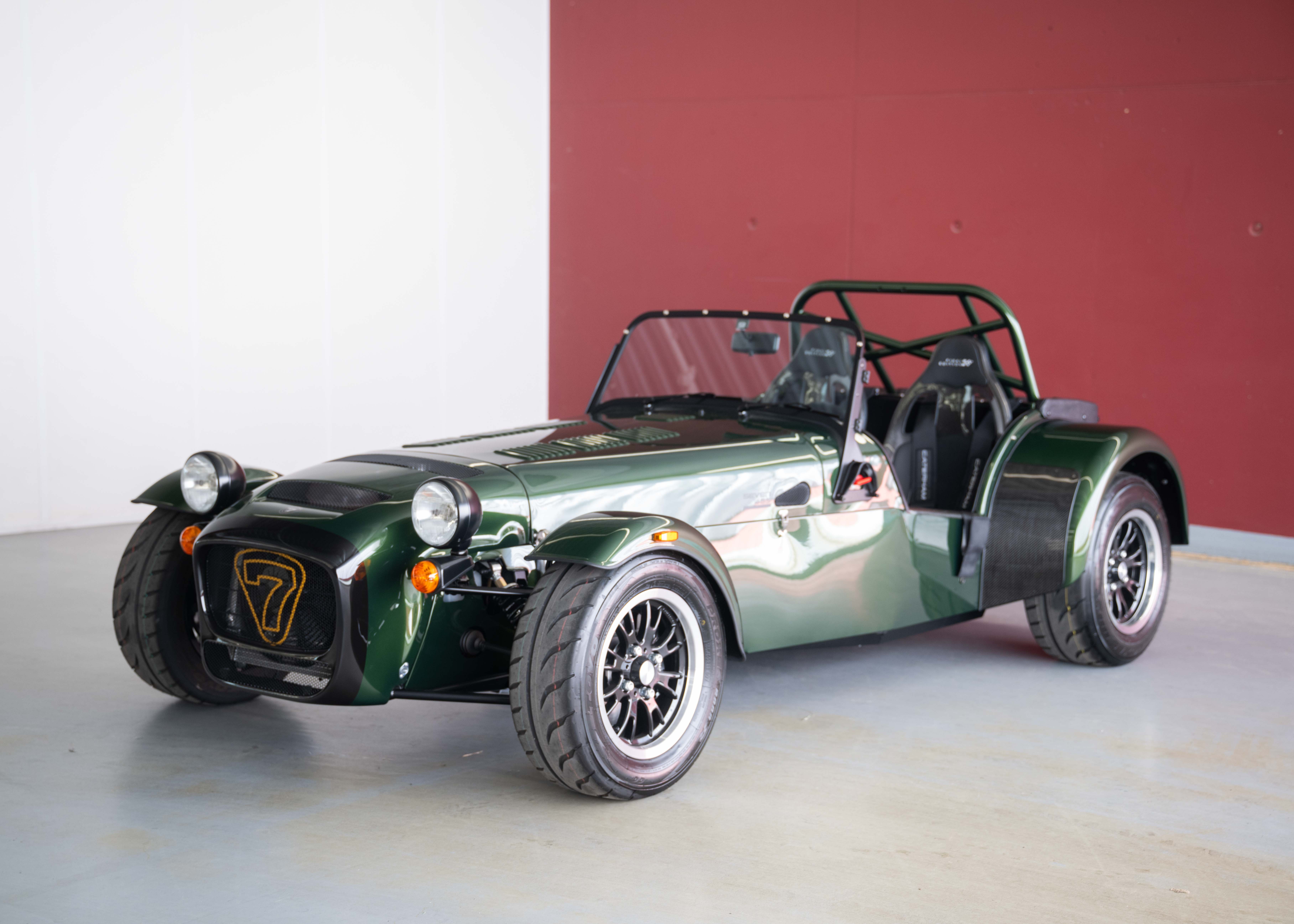 Image CATERHAM SEVEN Seven 485 Final Edition 47 of 60 (S3 Chassis, Swiss-homologated new car, Verde Emes premium paint, 24-month factory warranty)