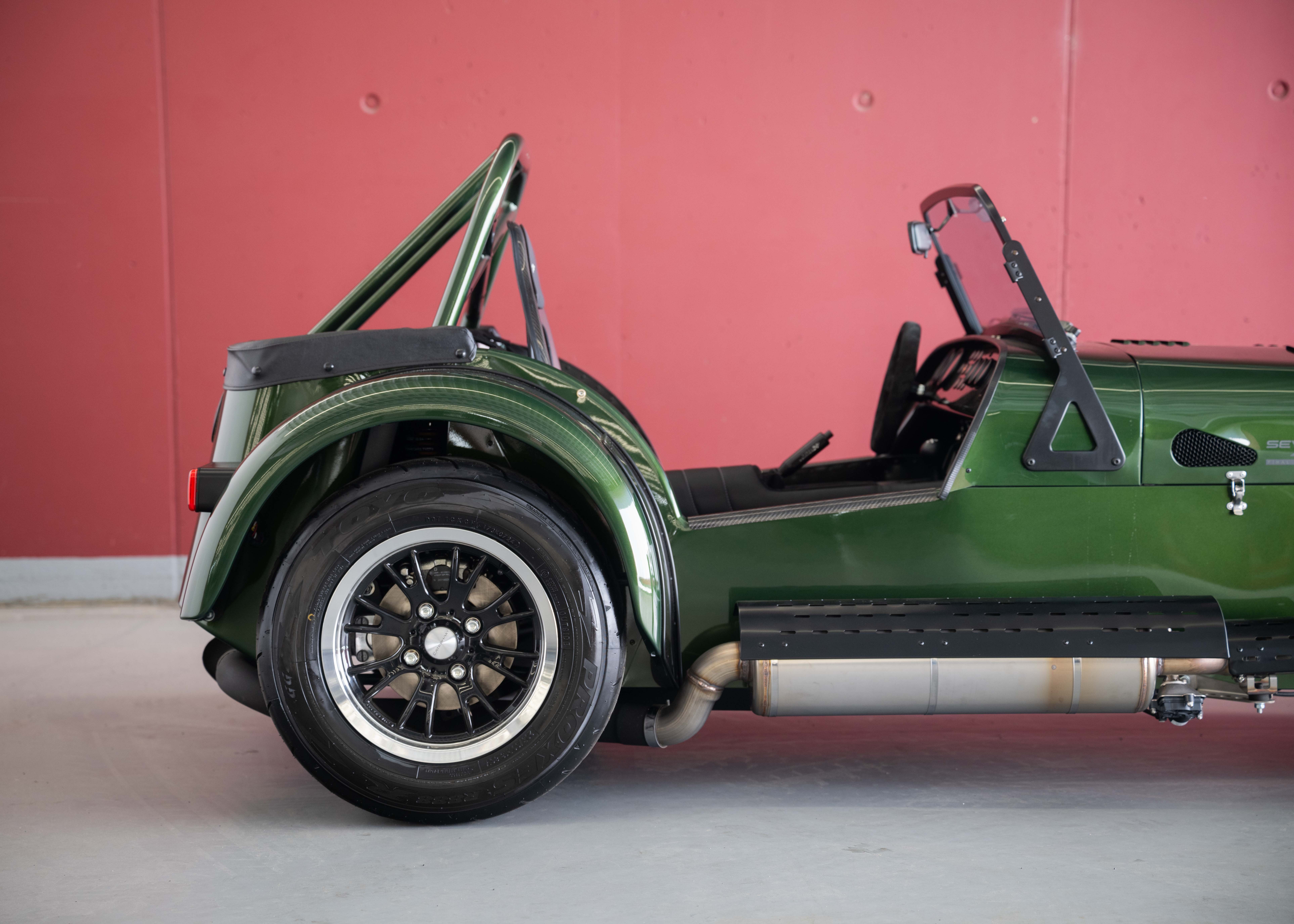 Image CATERHAM SEVEN Seven 485 Final Edition 47 of 60 (S3 Chassis, Swiss-homologated new car, Verde Emes premium paint, 24-month factory warranty)