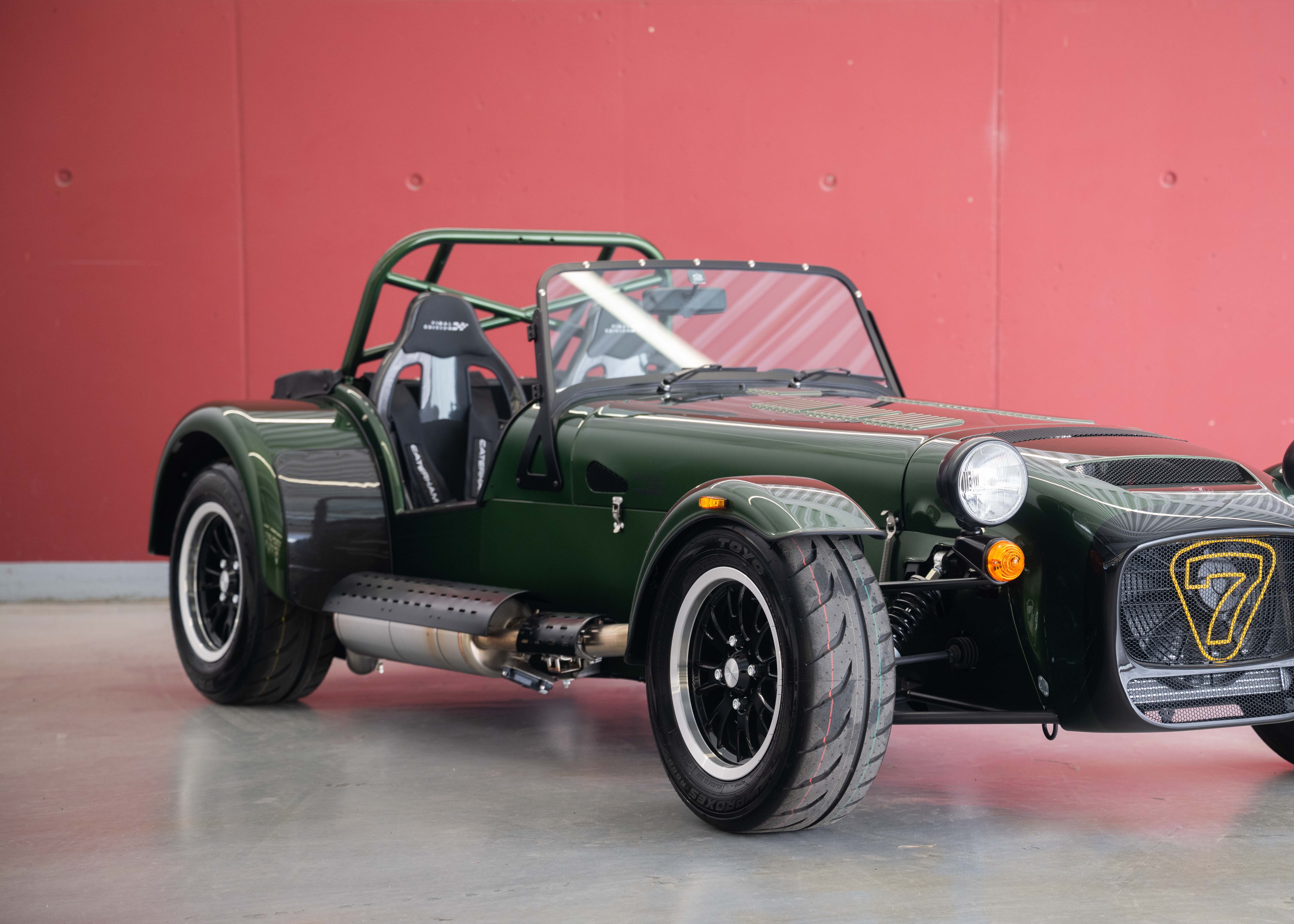 Image CATERHAM SEVEN Seven 485 Final Edition 47 of 60 (S3 Chassis, Swiss-homologated new car, Verde Emes premium paint, 24-month factory warranty)