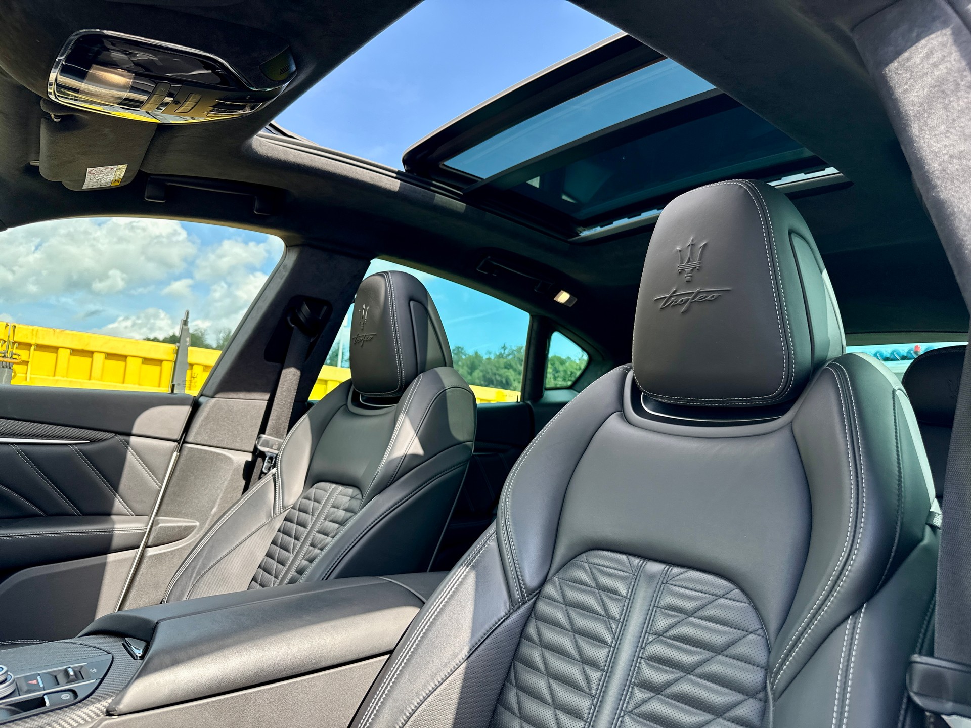 MASERATI Levante 3.8 V8 Trofeo Q4 Automatica-image-11