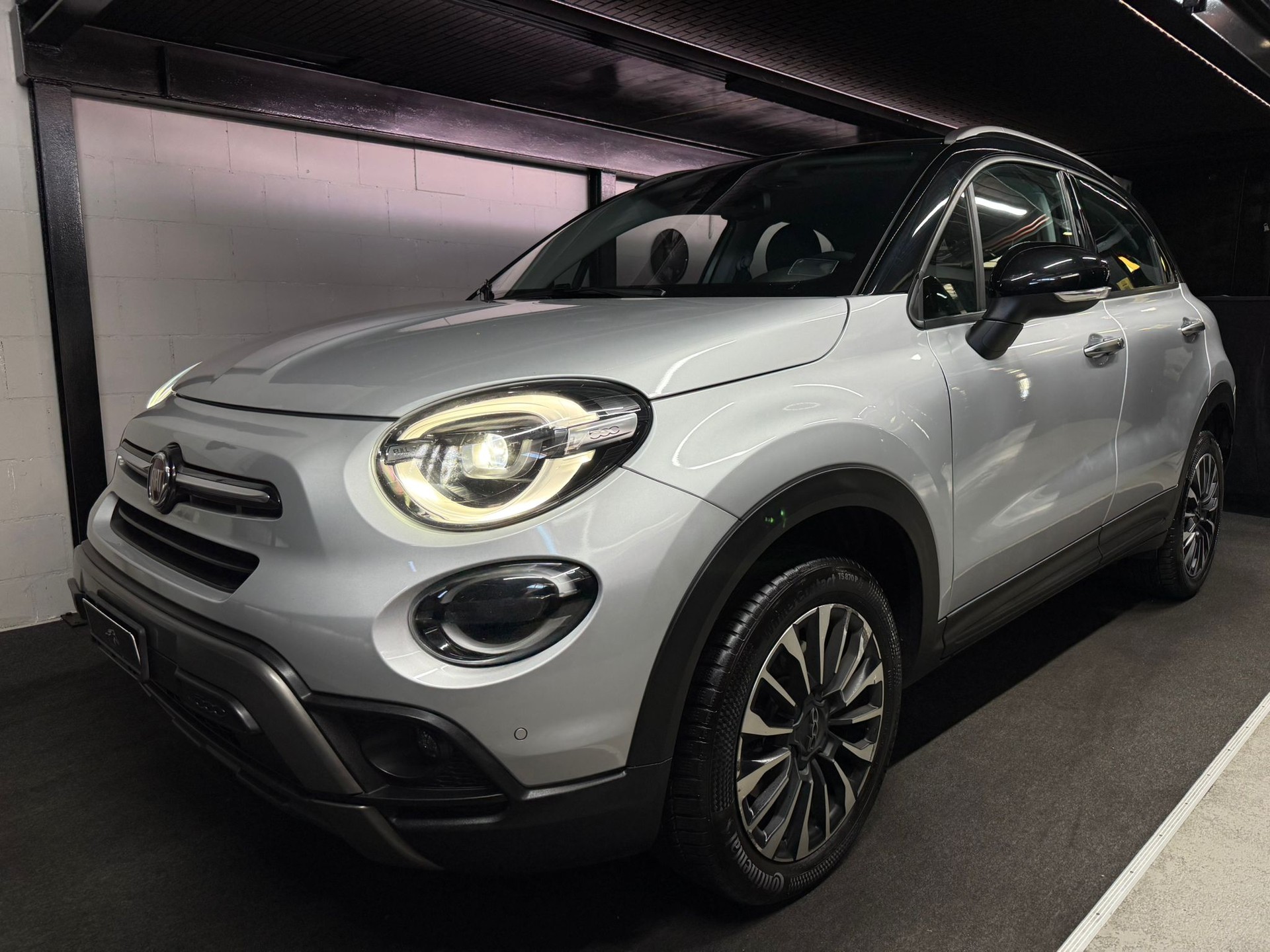 FIAT 500X 2.0MJ Cross 4x4 Automatic-showroom-element-1