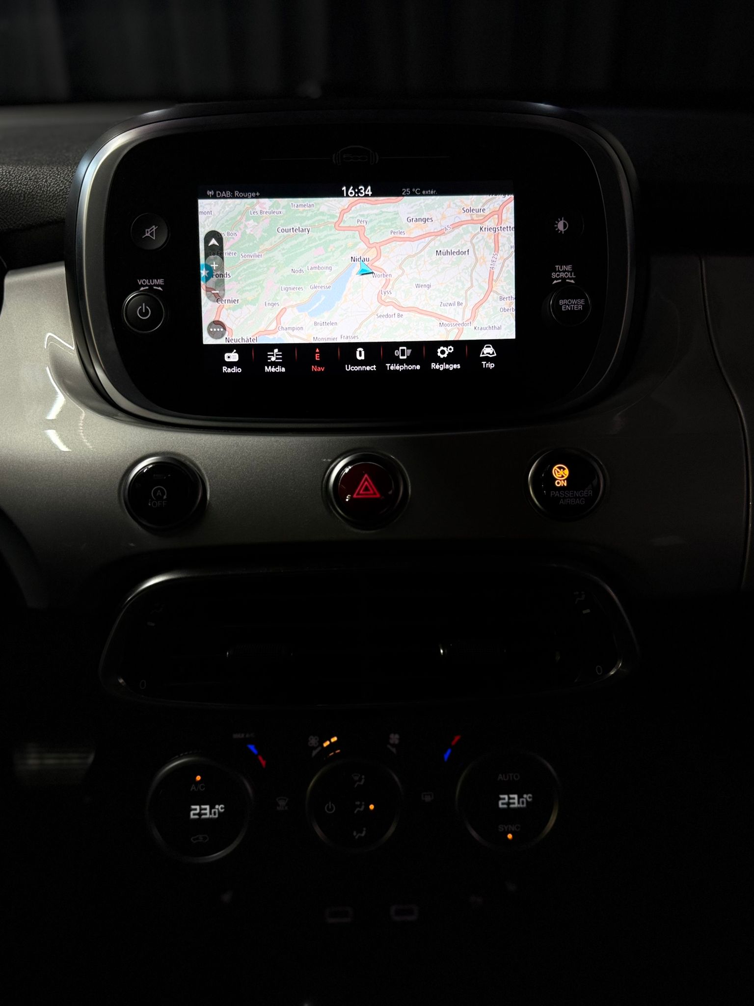FIAT 500X 2.0MJ Cross 4x4 Automatic-image-21
