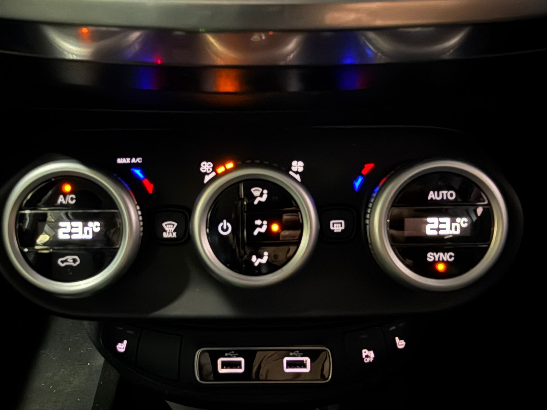 FIAT 500X 2.0MJ Cross 4x4 Automatic-image-20
