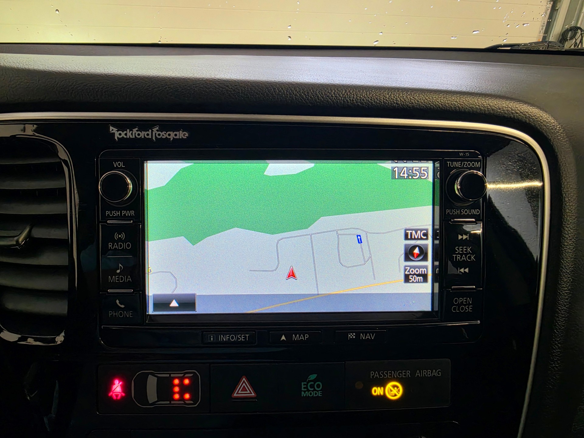 MITSUBISHI Outlander 2.2 DID Style 4WD Automatic 7 Sitzplätze-image-7