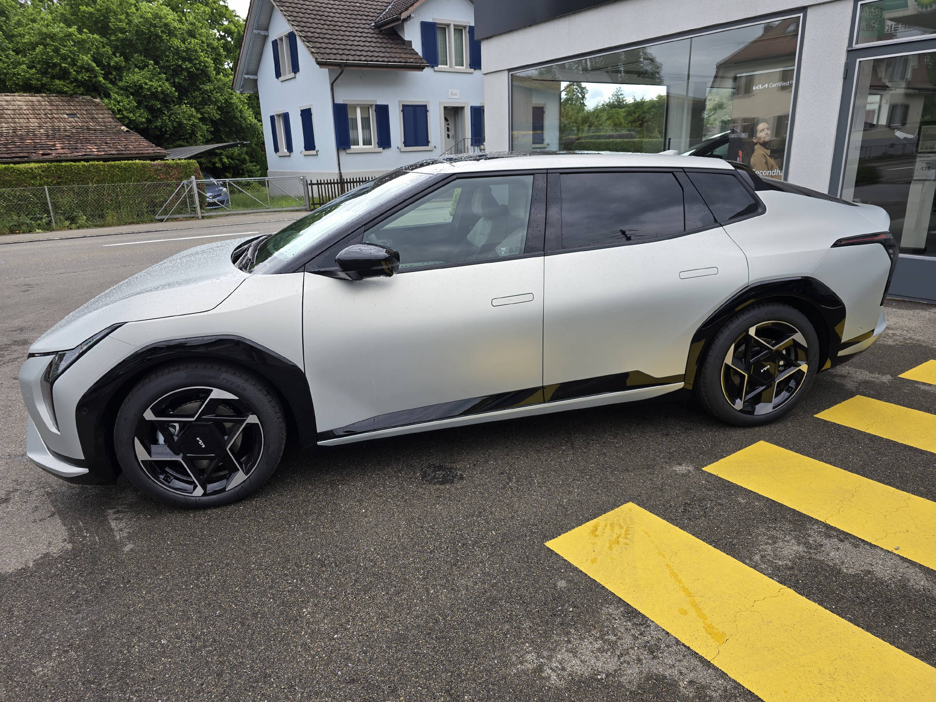 KIA EV4 Fastback 81 kWh GT-Line-image-1