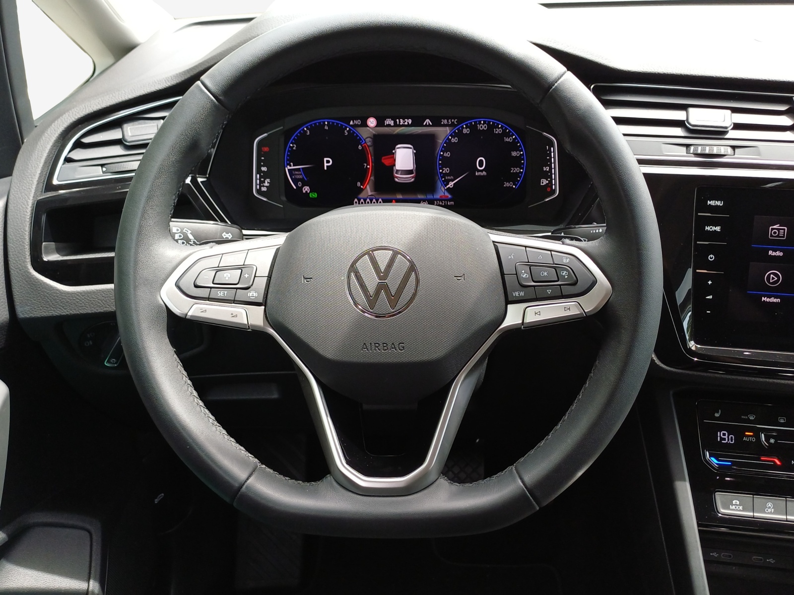 VW Touran 1.5 TSI EVO Highline DSG-image-9