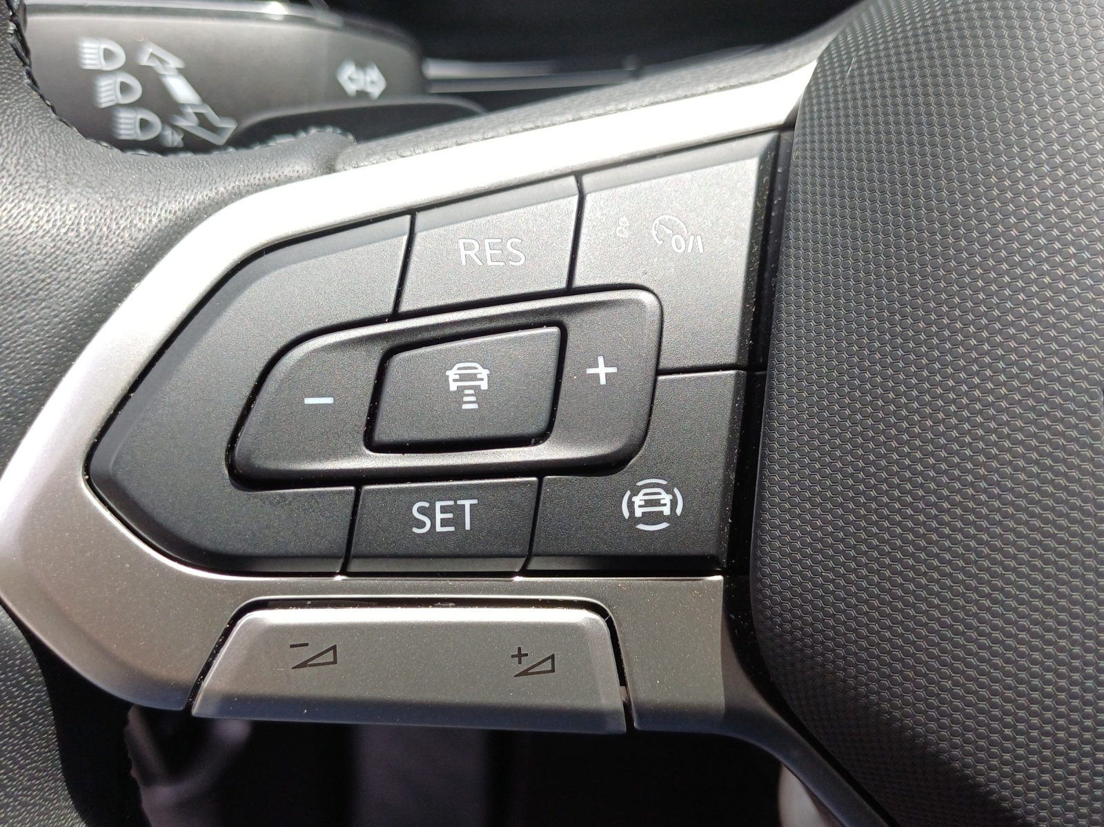 VW Touran 1.5 TSI EVO Highline DSG-image-13