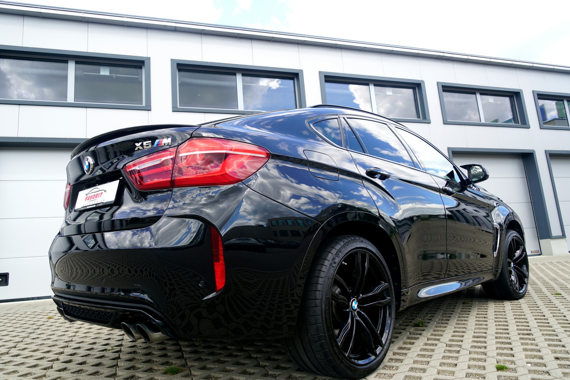 BMW X6M Edition Black Fire Steptronic (CH)-image-2