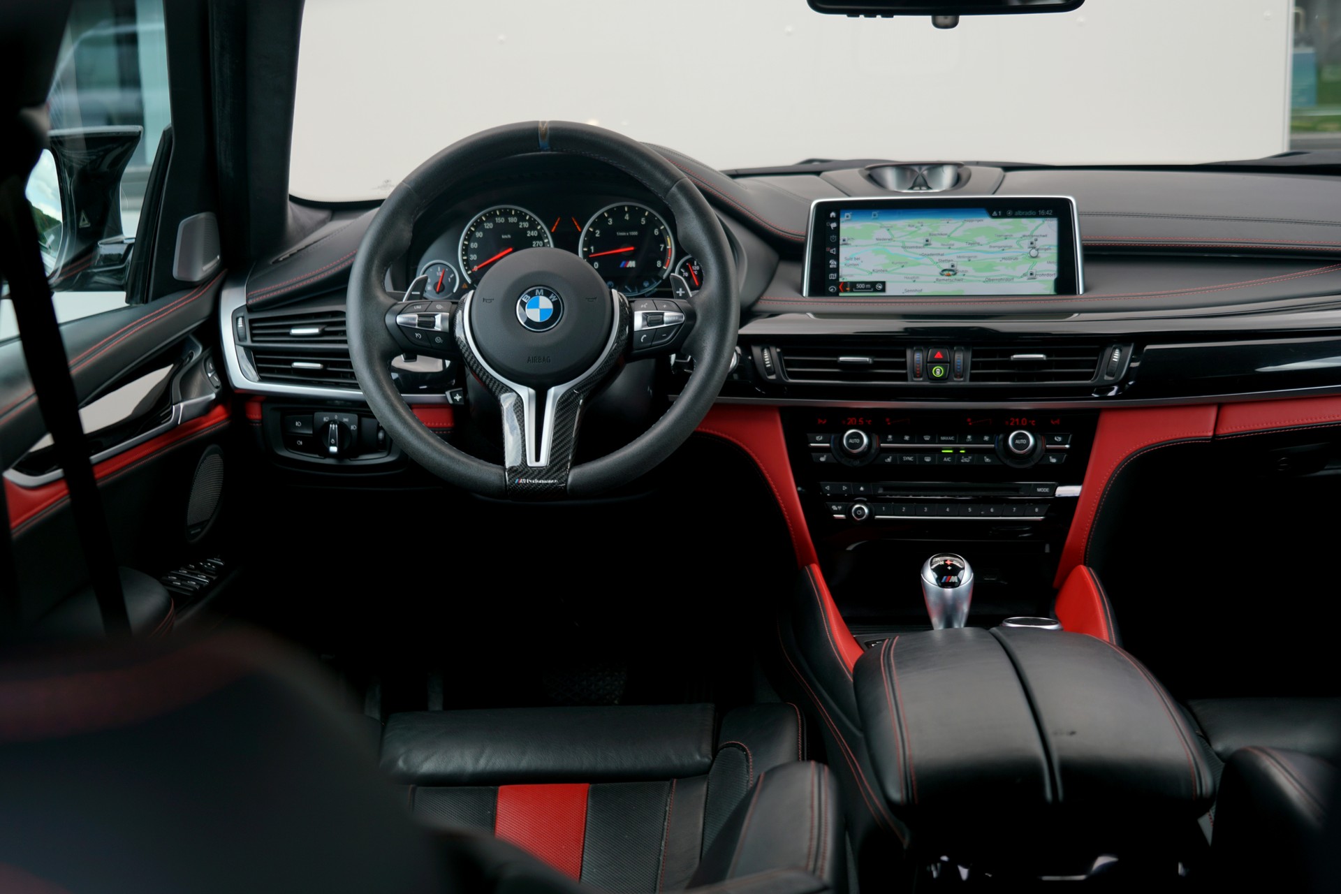 BMW X6M Edition Black Fire Steptronic (CH)-image-7