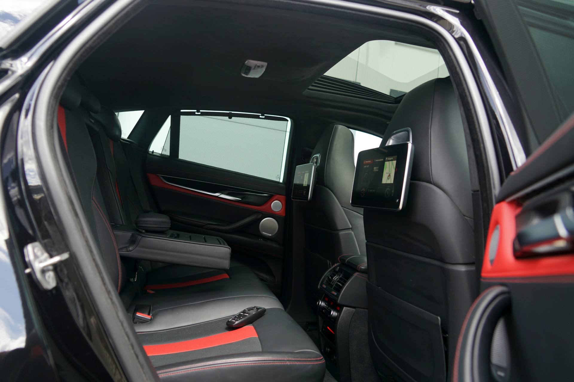 BMW X6M Edition Black Fire Steptronic (CH)-image-13