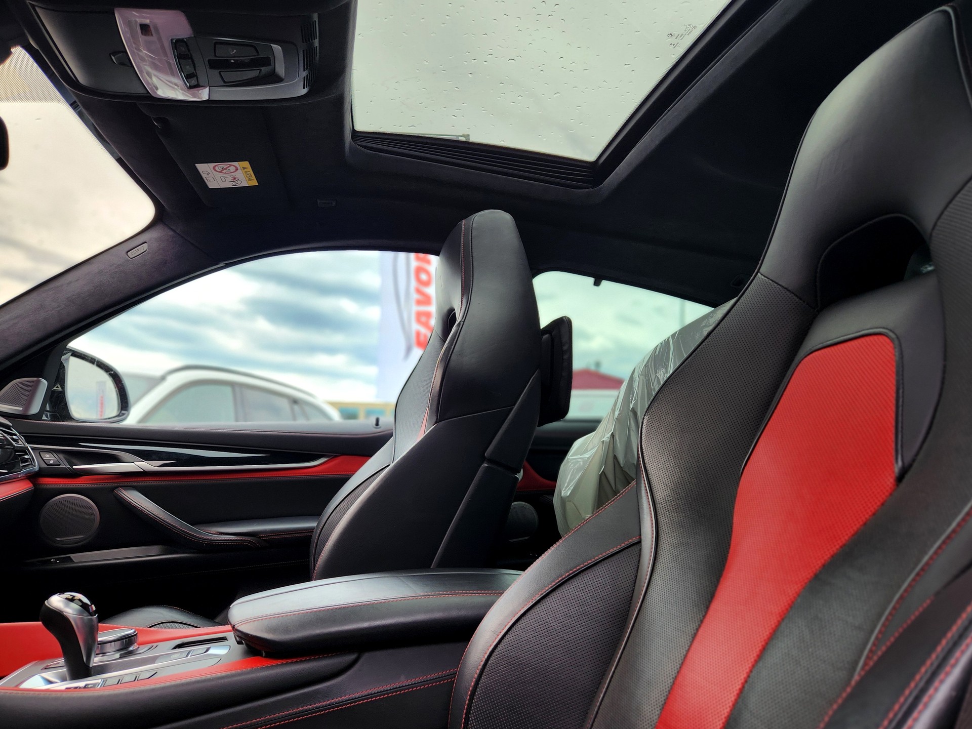 BMW X6M Edition Black Fire Steptronic (CH)-image-3
