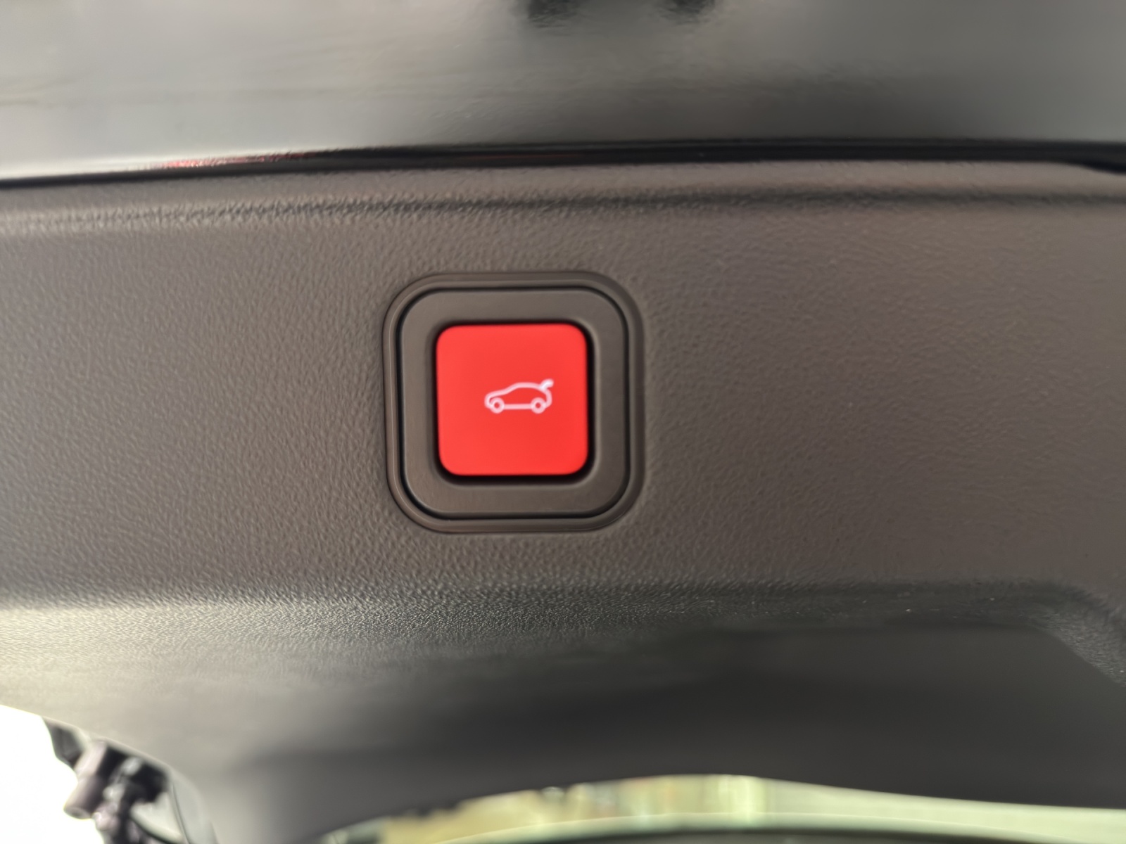 FIAT 600 1.2 Hybrid 145 Sport-image-11