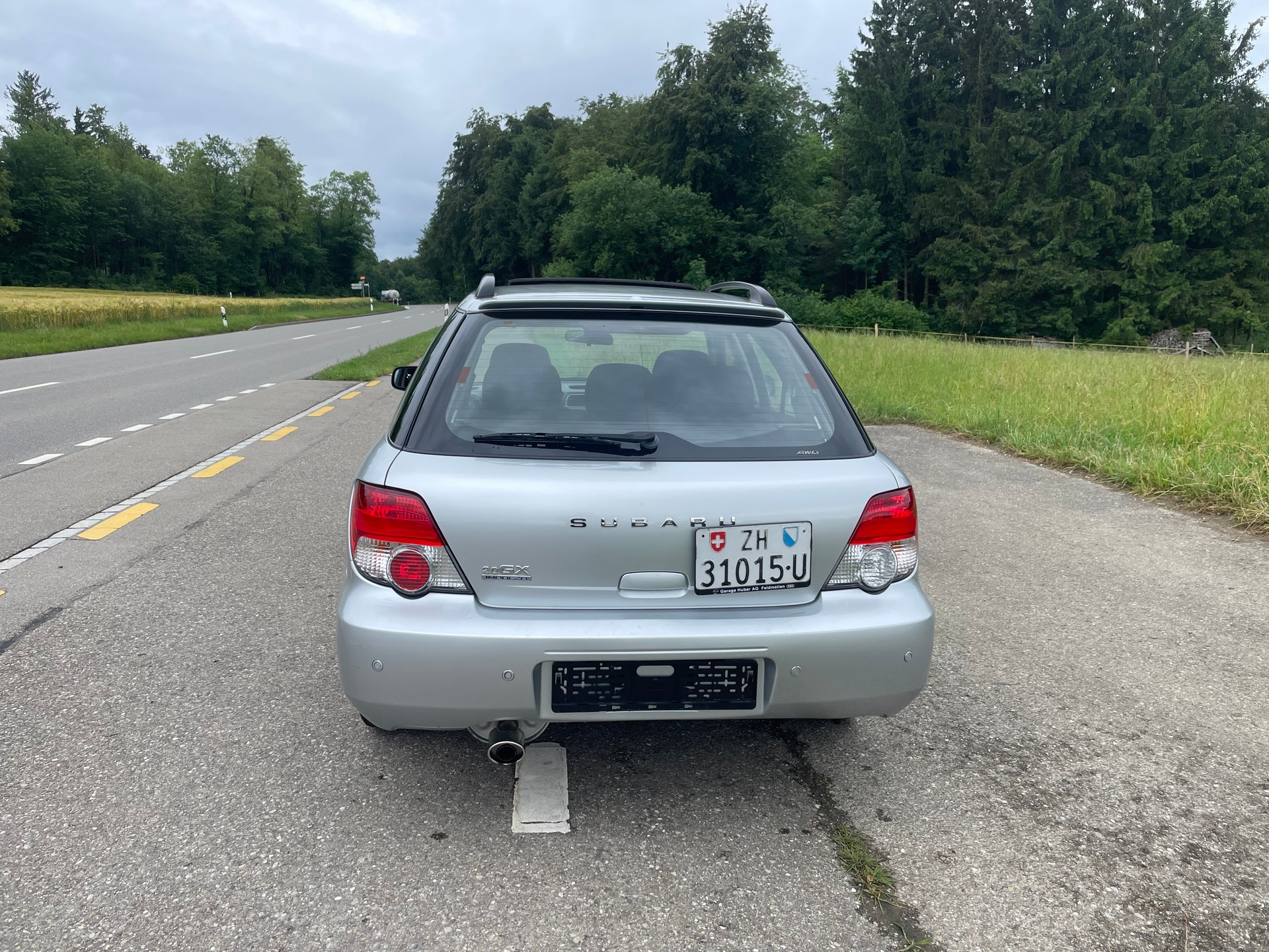SUBARU Impreza 2.0-image-4