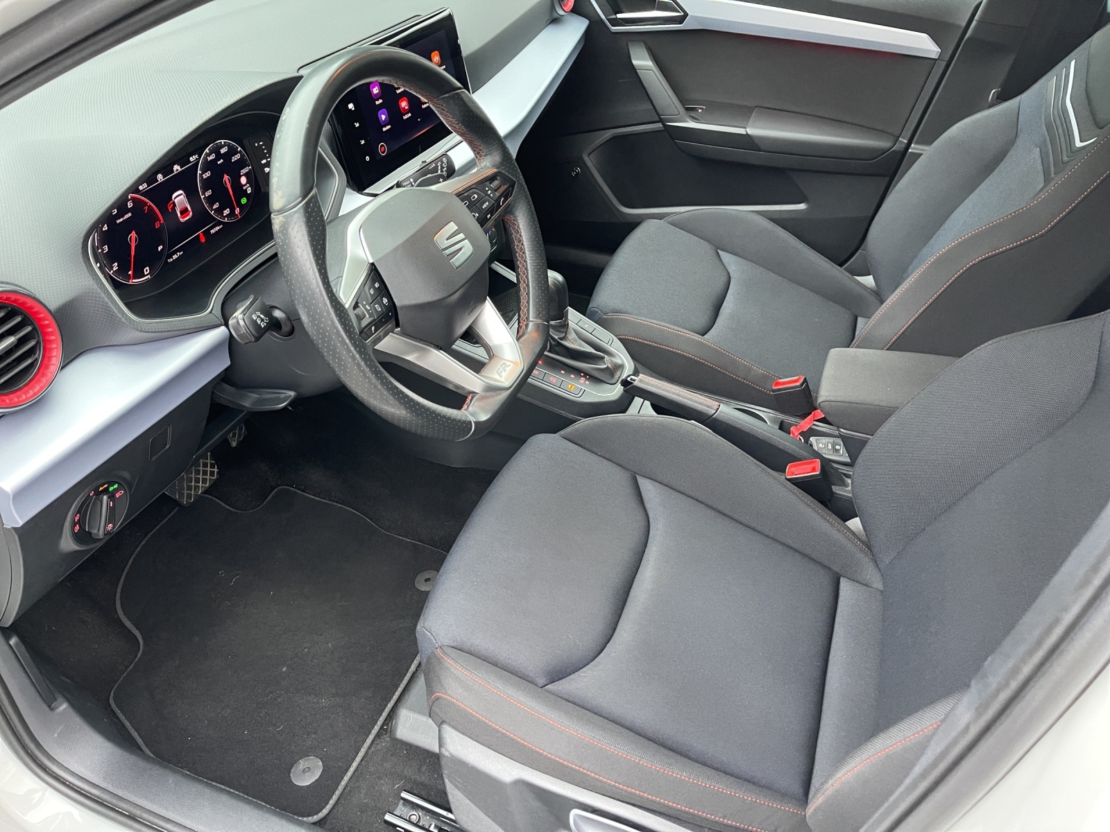 SEAT Ibiza 1.0 EcoTSI Hola FR DSG-image-7