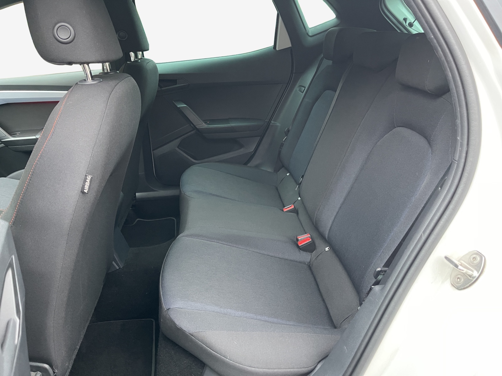 SEAT Ibiza 1.0 EcoTSI Hola FR DSG-image-11