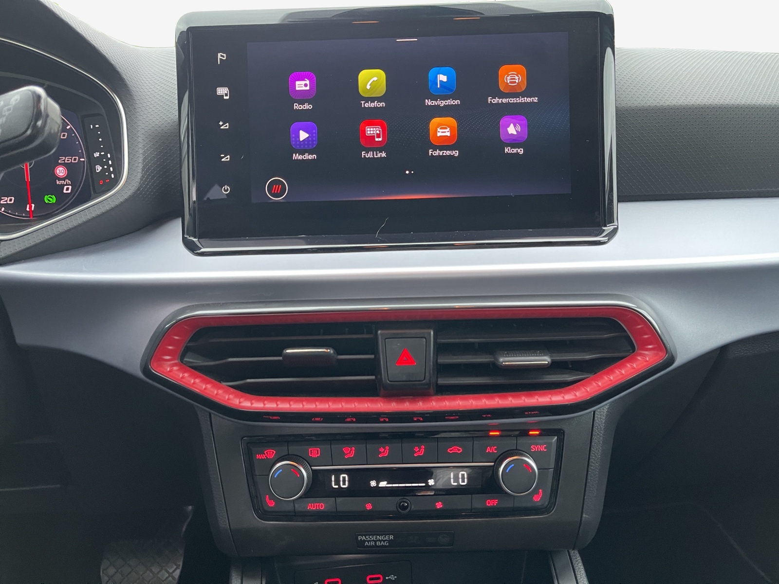 SEAT Ibiza 1.0 EcoTSI Hola FR DSG-image-10