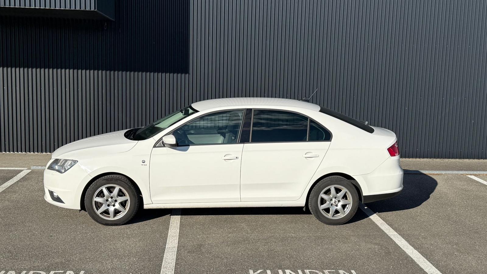 SEAT Toledo 1.4 TSI Style DSG-image-4