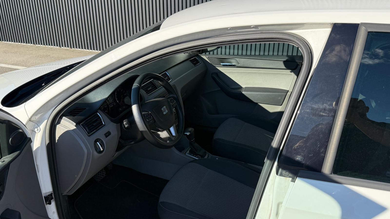 SEAT Toledo 1.4 TSI Style DSG-image-9