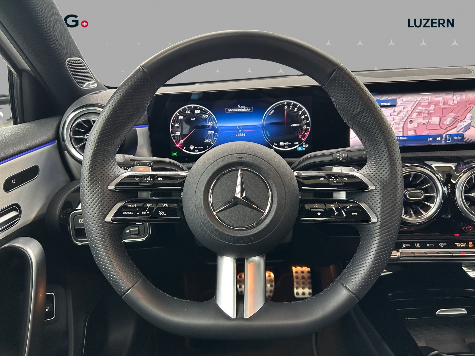 MERCEDES-BENZ A 250 e EQ Star 8G-DCT-image-9