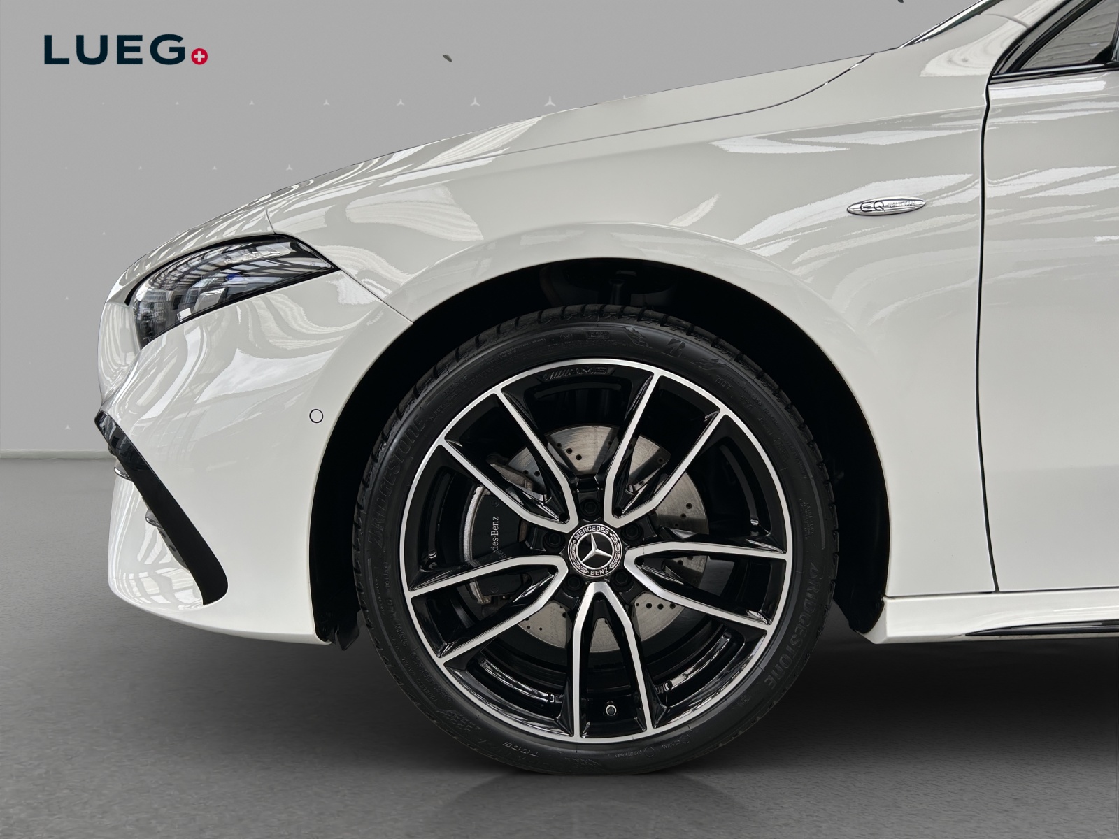 MERCEDES-BENZ A 250 e EQ Star 8G-DCT-image-6