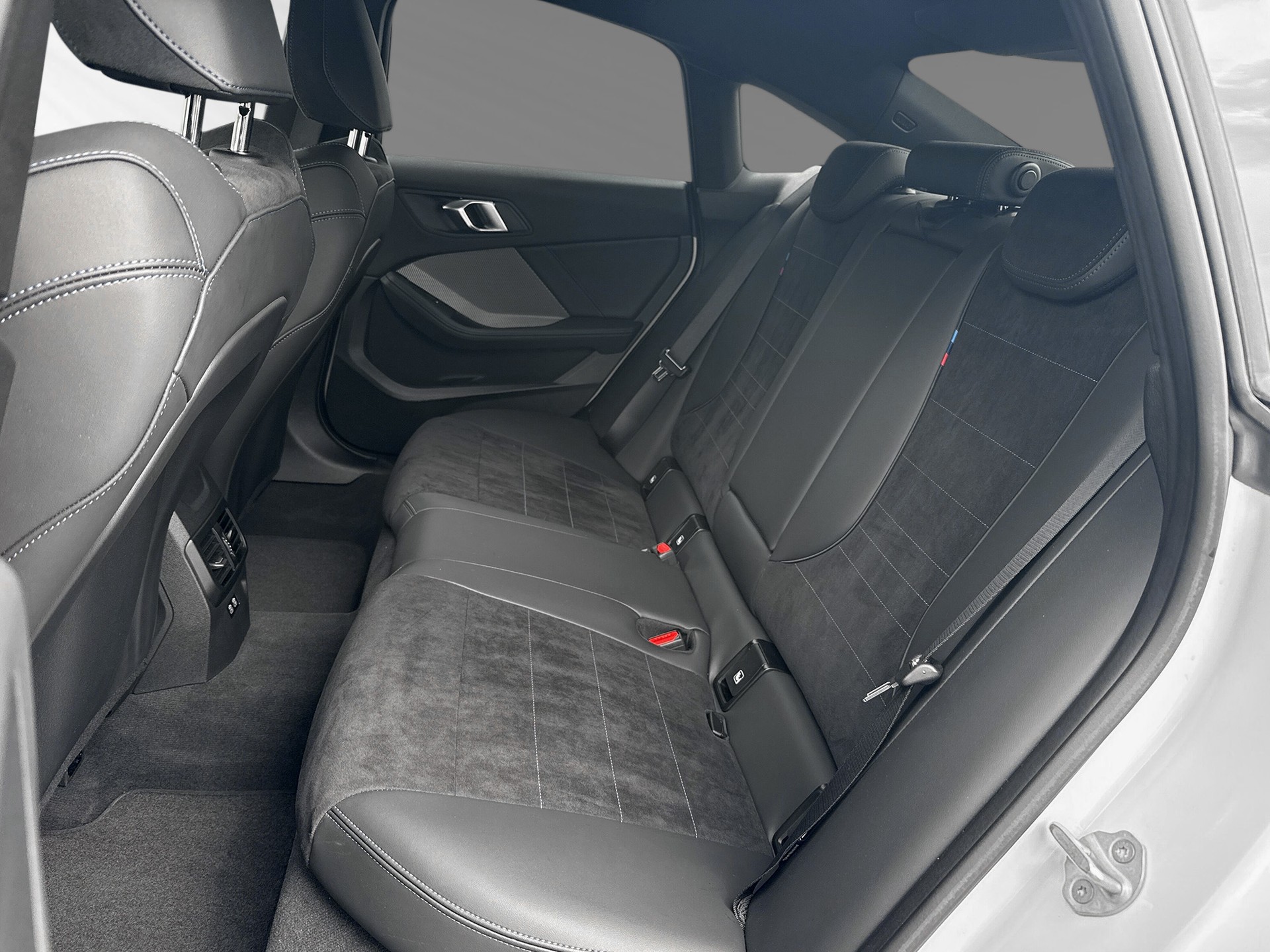 BMW M235 xDrive Gran Coupé-image-6