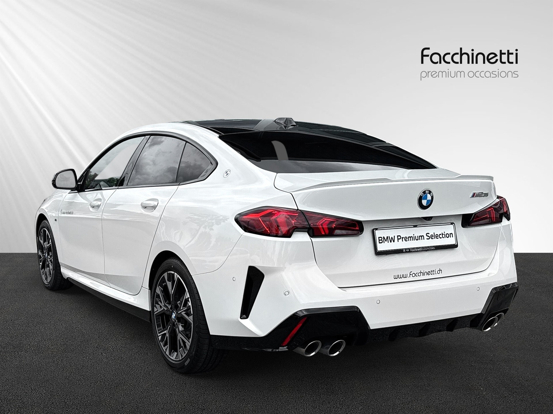 BMW M235 xDrive Gran Coupé-image-2