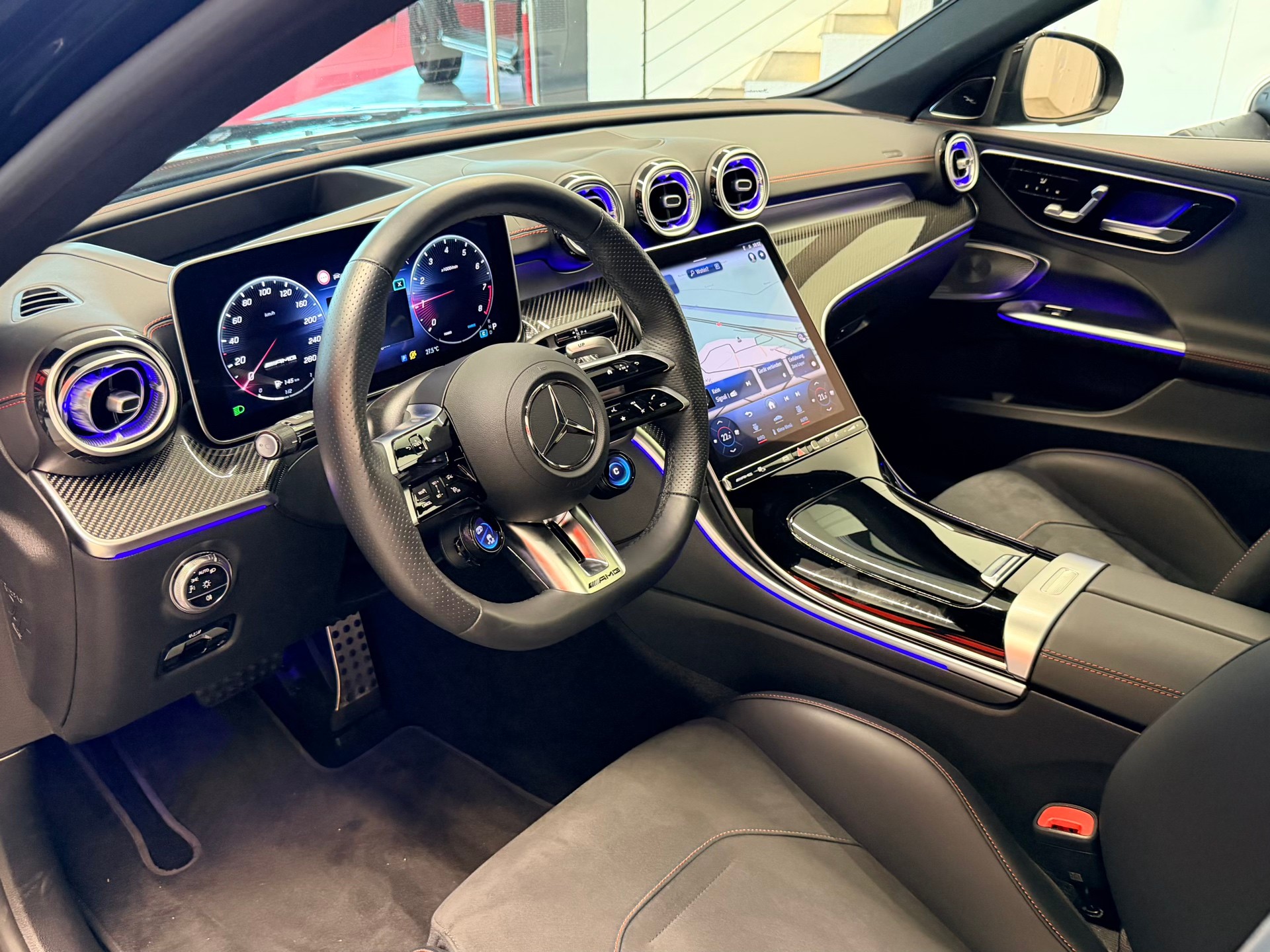 MERCEDES-BENZ C 43 AMG 4 Matic-image-11