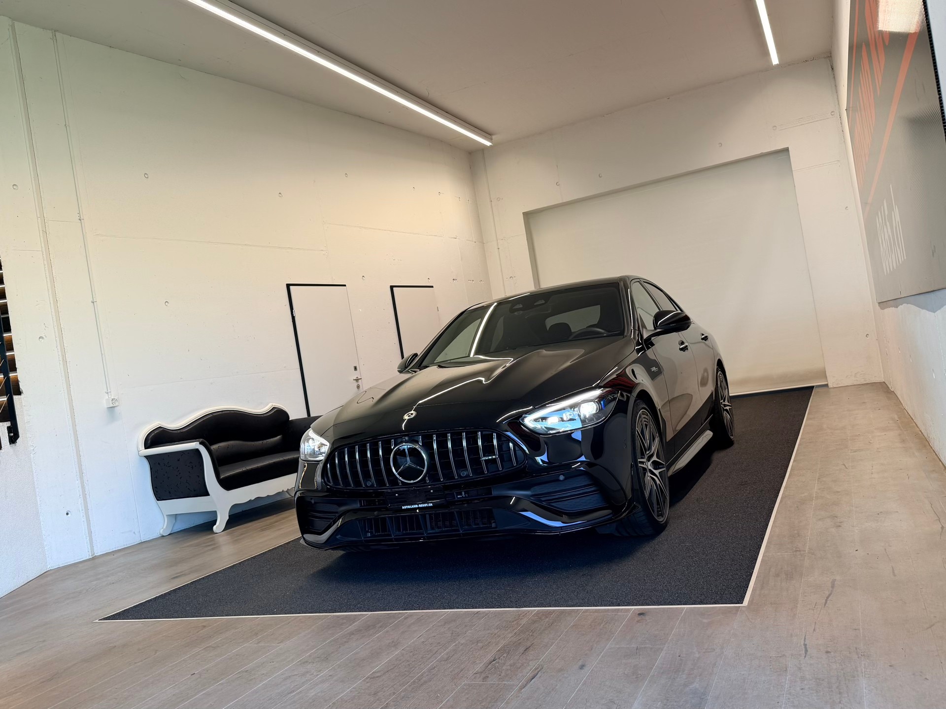 MERCEDES-BENZ C 43 AMG 4 Matic-image-2
