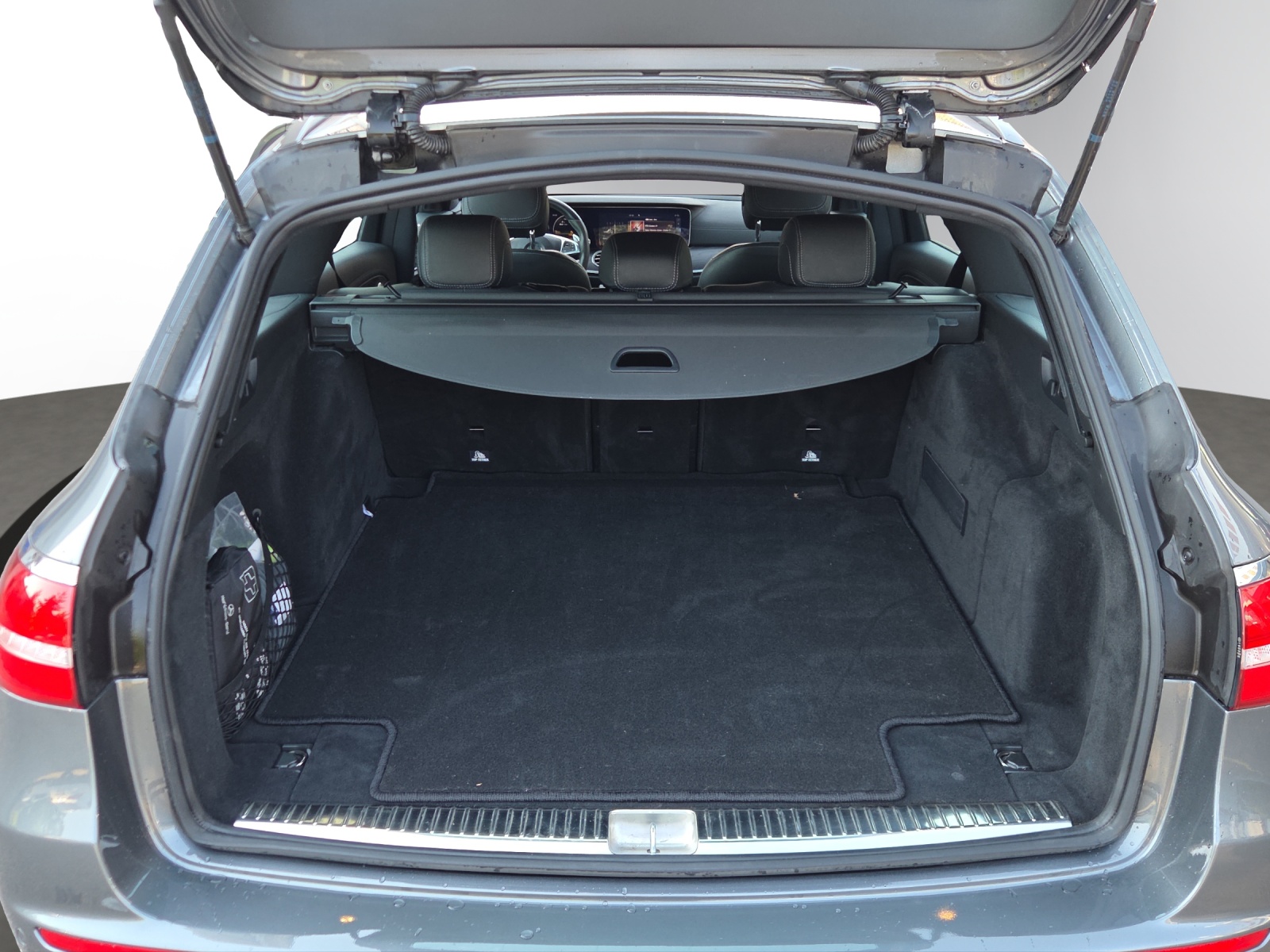 MERCEDES-BENZ E 43 AMG 4 Matic 9G-Tronic-image-6