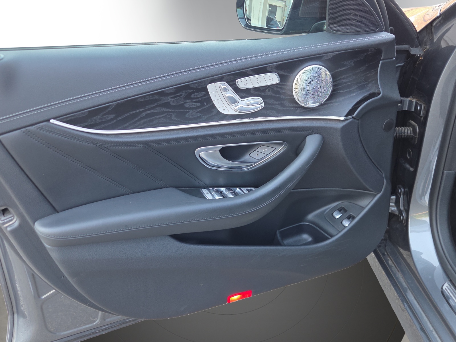 MERCEDES-BENZ E 43 AMG 4 Matic 9G-Tronic-image-14