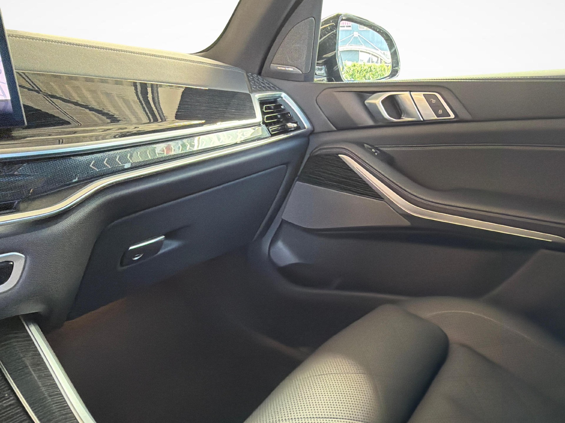 BMW X5 50e xDrive SAG-image-17