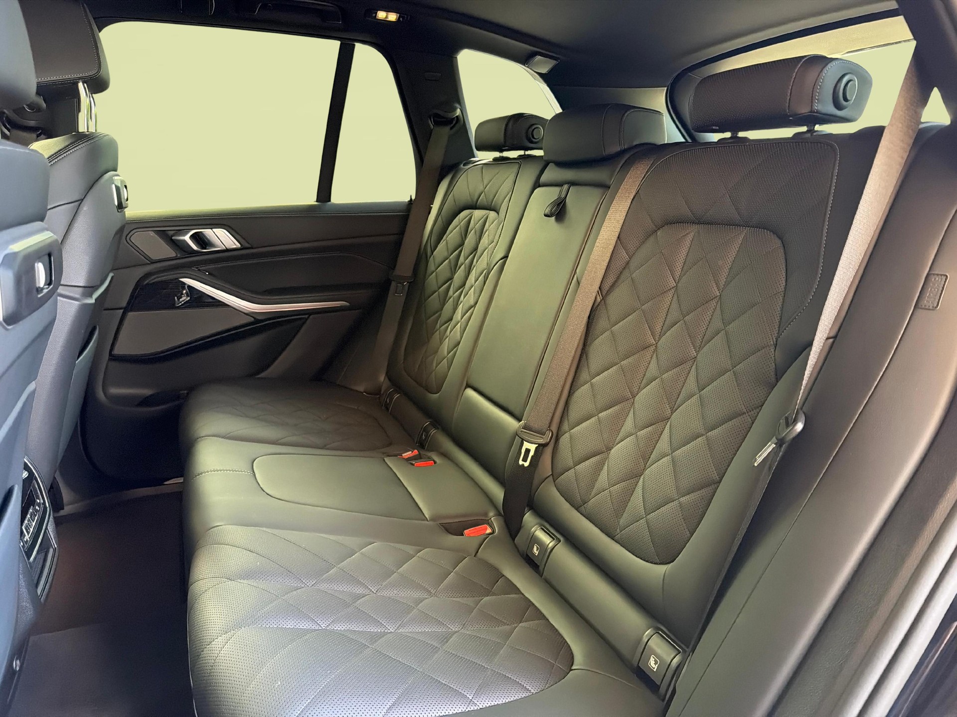 BMW X5 50e xDrive SAG-image-18