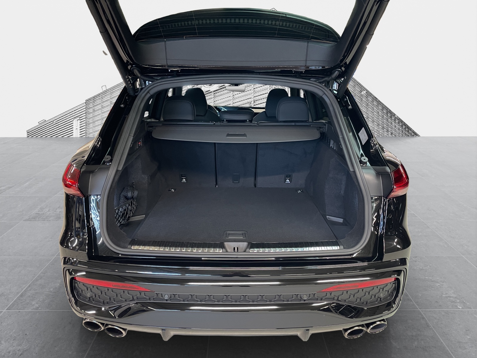 AUDI SQ5 TFSI quattro S-tronic-image-12