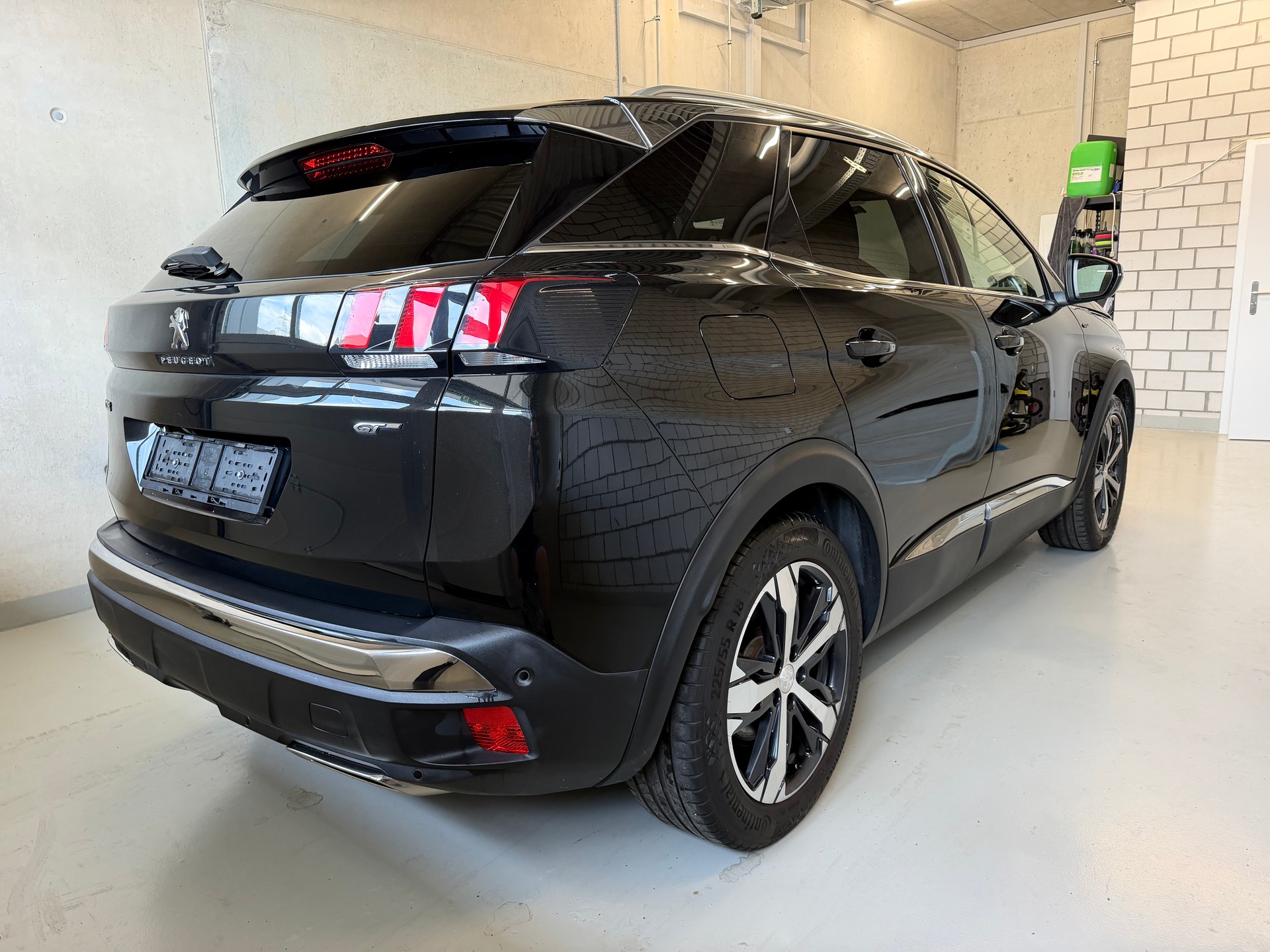 PEUGEOT 3008 2.0 BlueHDi GT EAT-image-3