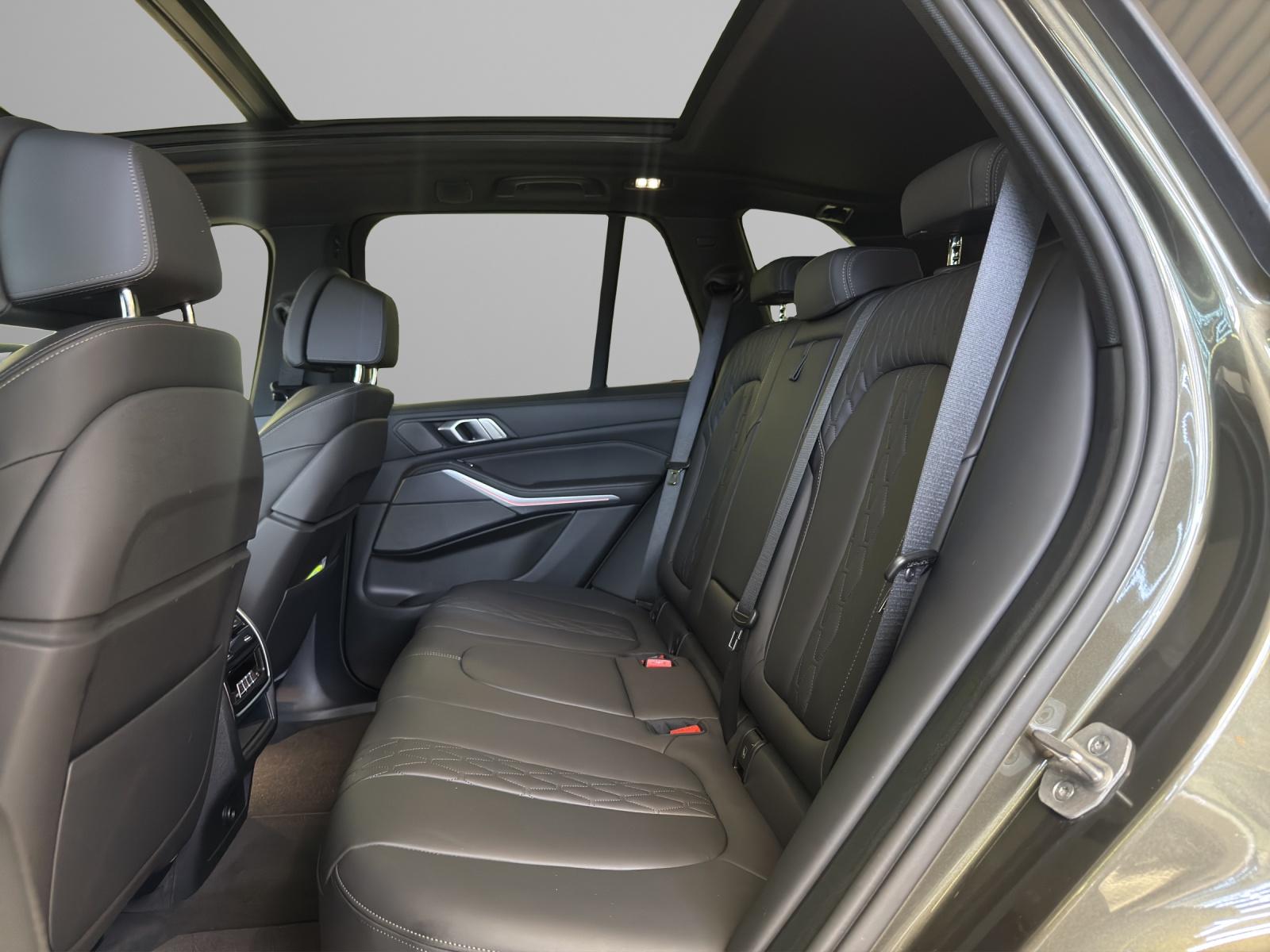 BMW X5 40d xDrive M-SportPaket-image-16