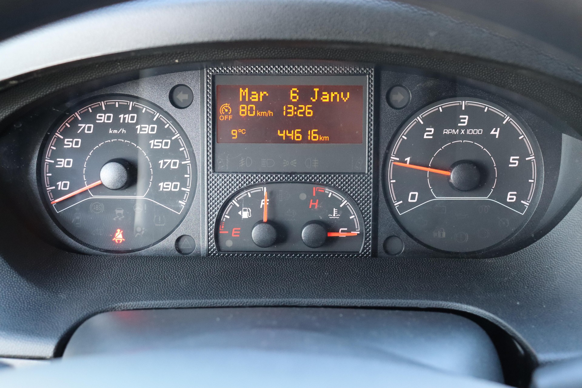 CITROEN Jumper Kaw. 35 L2H2 2.2 BlueHDi 140 S/S-image-10