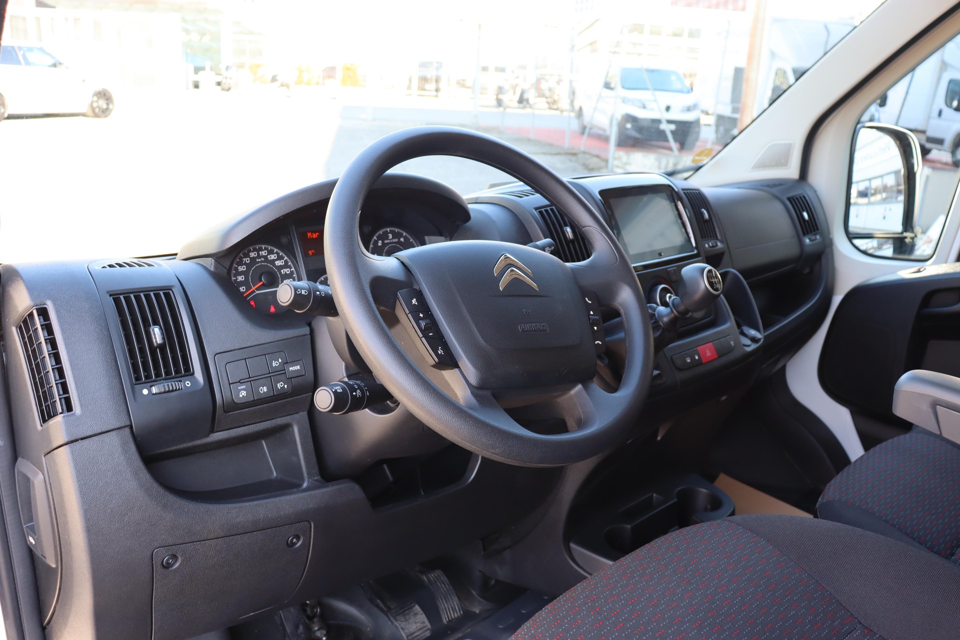 CITROEN Jumper Kaw. 35 L2H2 2.2 BlueHDi 140 S/S-image-6