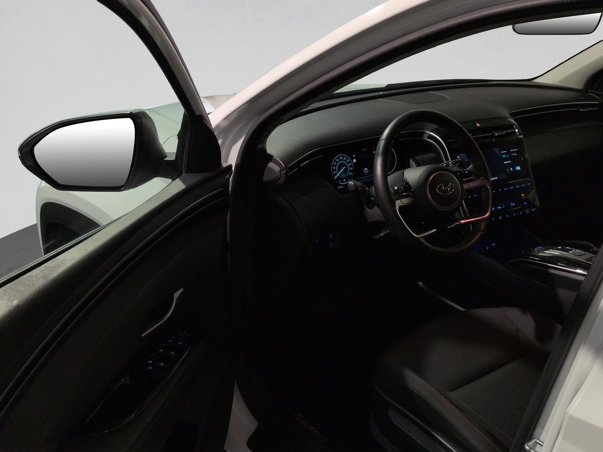 HYUNDAI Tucson 1.6 TGDI HEV Amplia 2WD-image-21