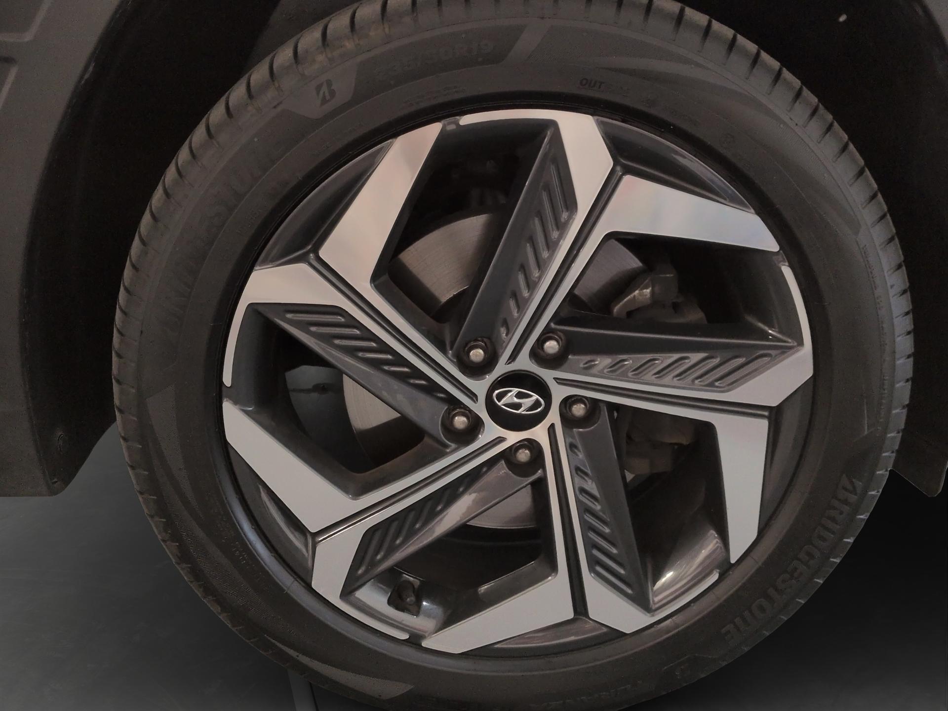 HYUNDAI Tucson 1.6 TGDI HEV Amplia 2WD-image-17