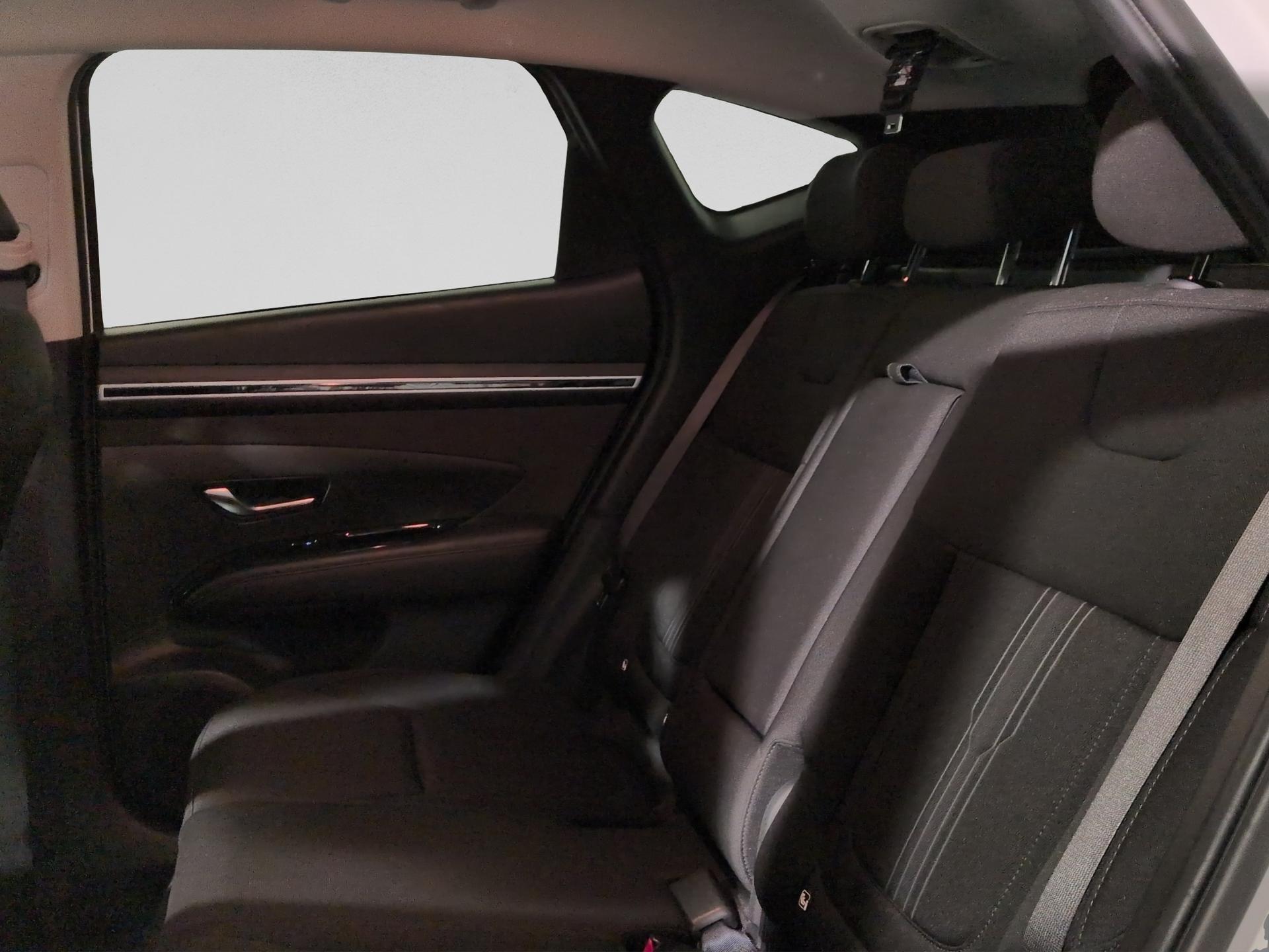 HYUNDAI Tucson 1.6 TGDI HEV Amplia 2WD-image-14