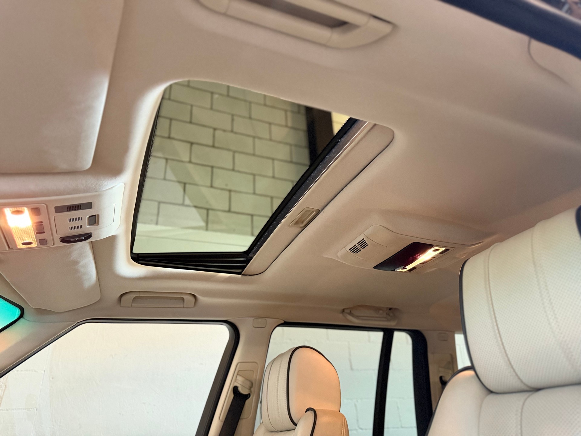 LAND ROVER Range Rover 5.0 V8 SC Autobiography Automatic-image-29