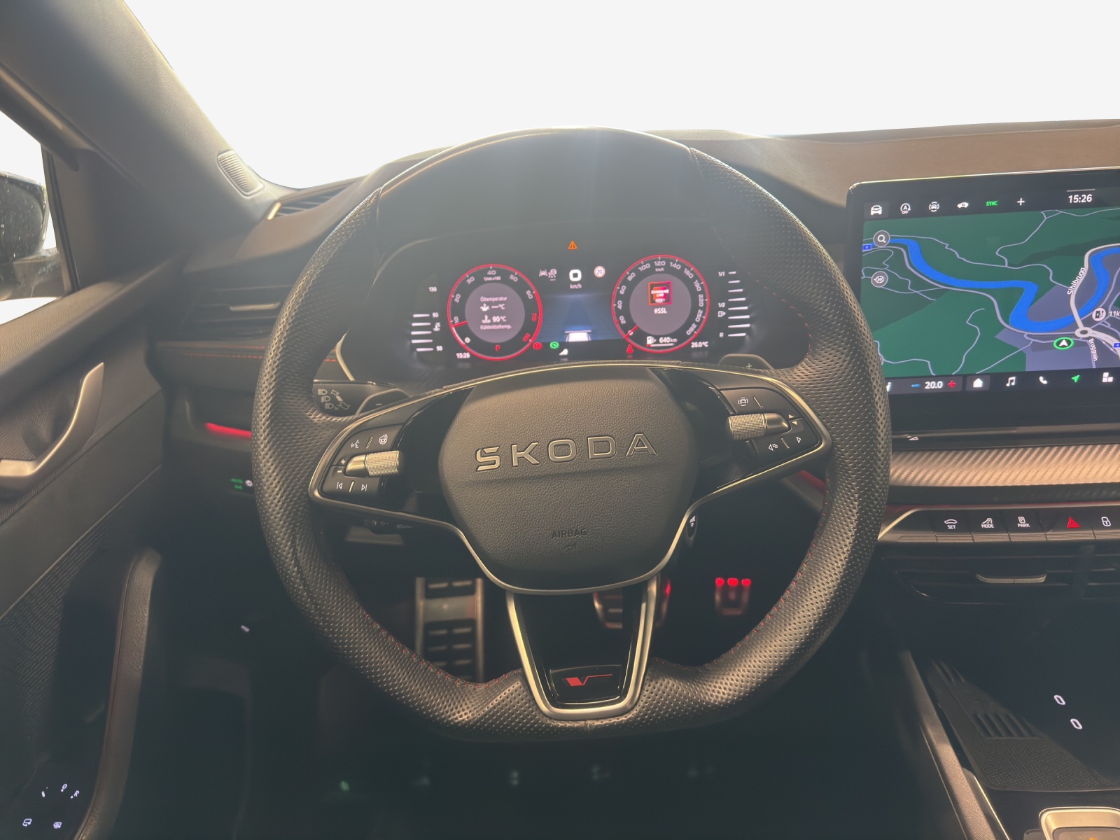 SKODA Octavia Combi 2.0 TSI DSG RS-image-22