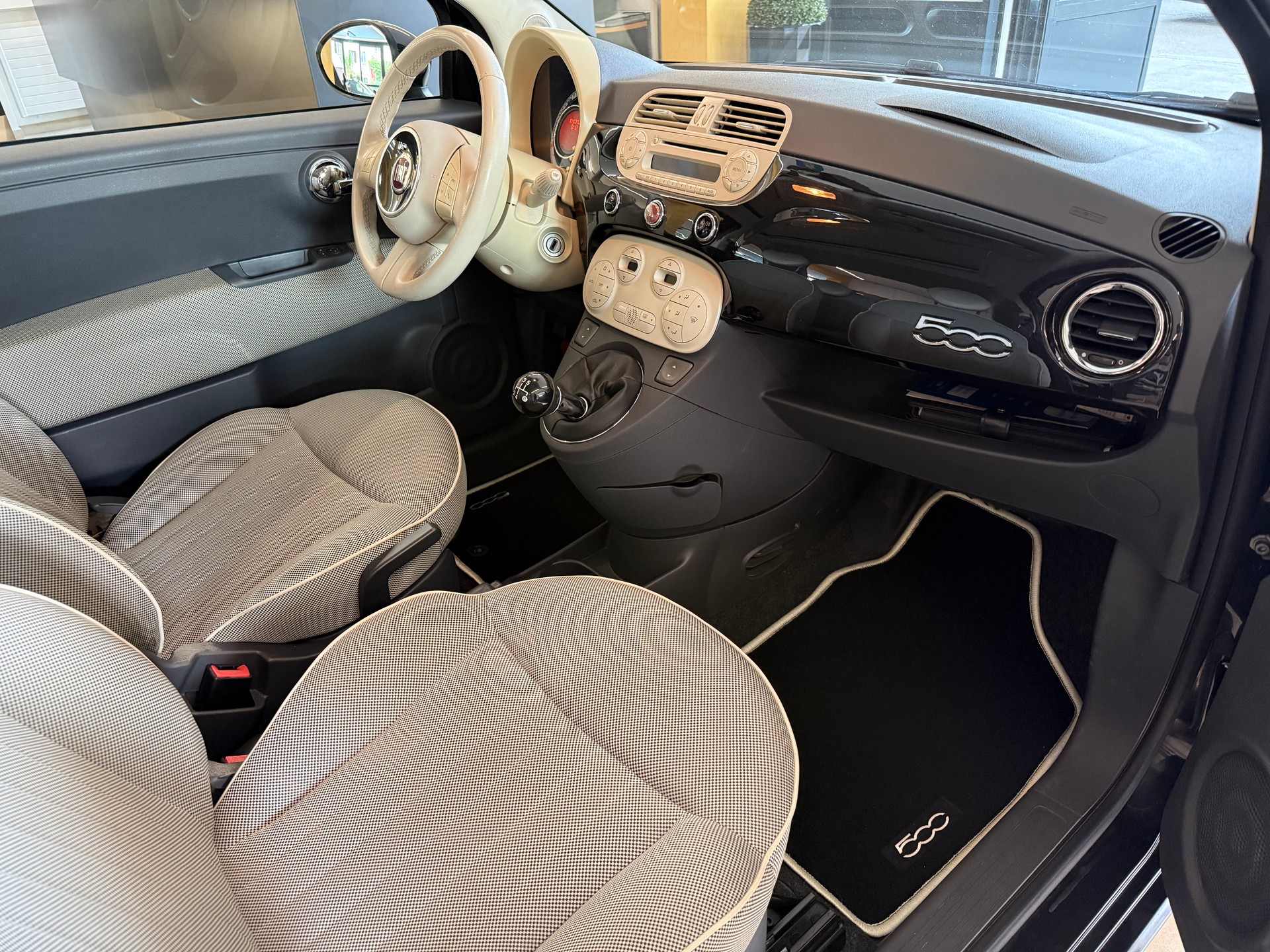 FIAT 500 1.2 Lounge-image-15
