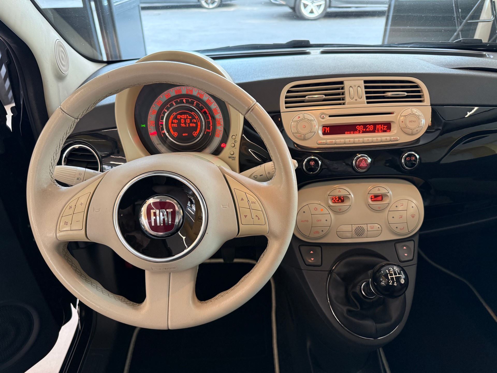 FIAT 500 1.2 Lounge-image-12