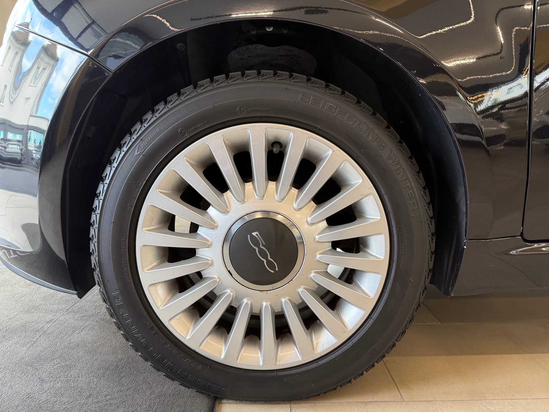 FIAT 500 1.2 Lounge-image-9