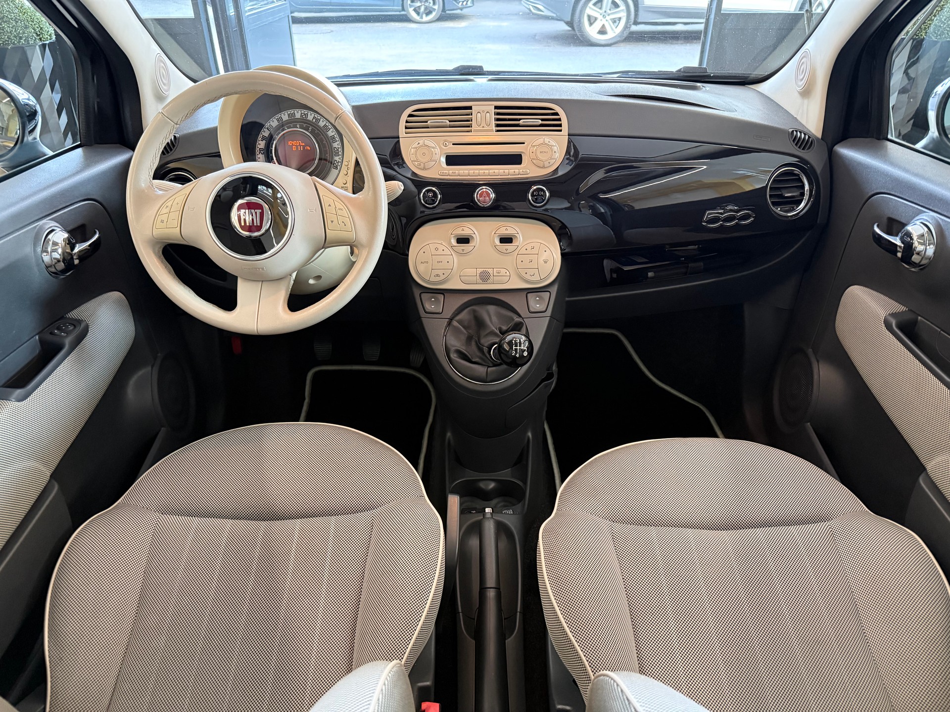 FIAT 500 1.2 Lounge-image-13