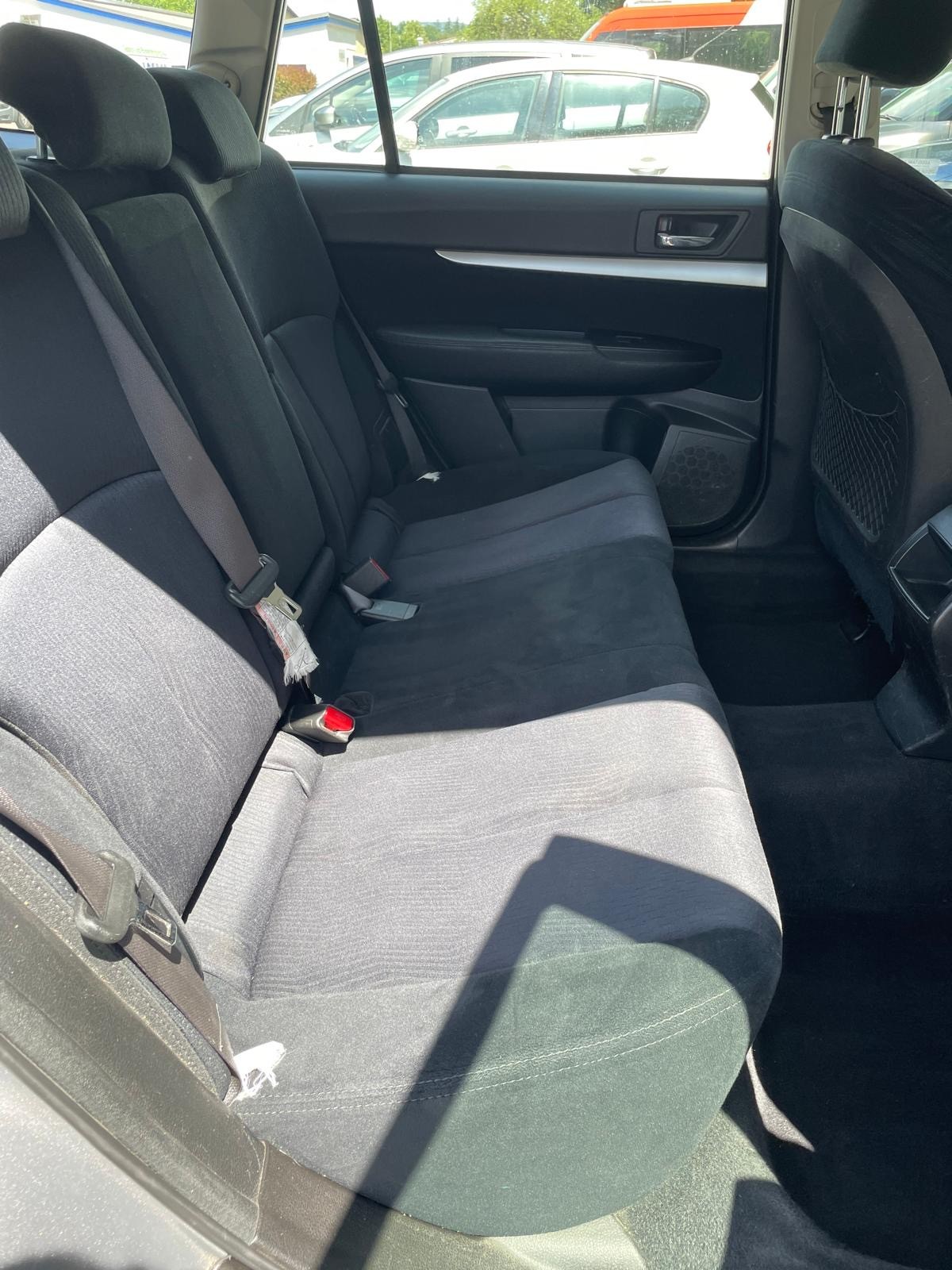 SUBARU Outback 2.5i Limited AWD Lineartronic-image-14
