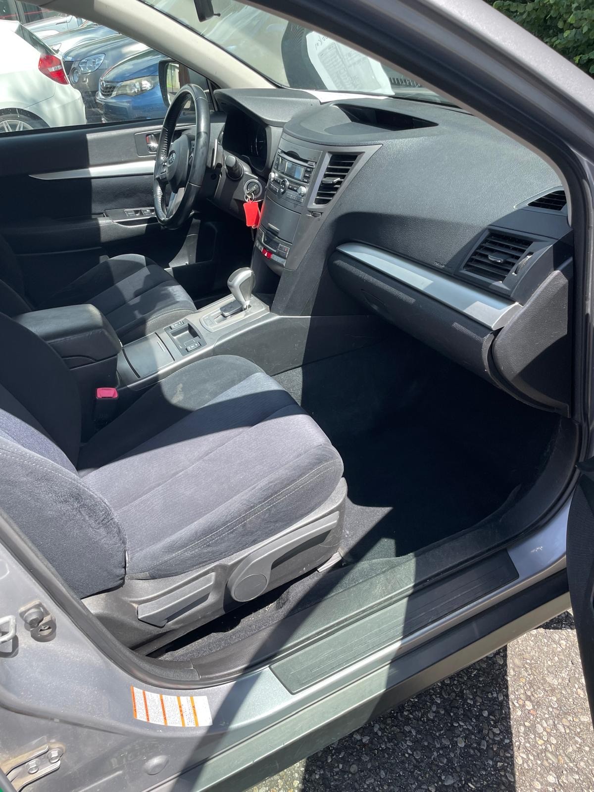 SUBARU Outback 2.5i Limited AWD Lineartronic-image-15