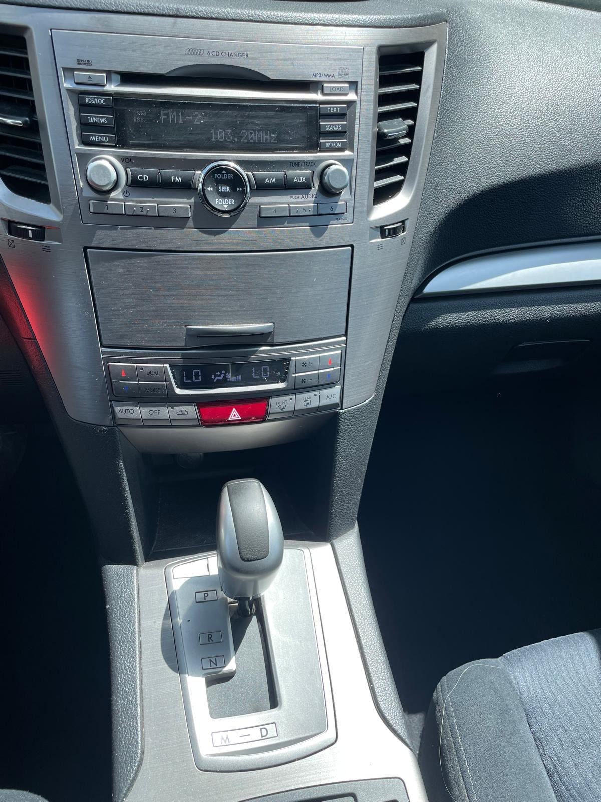 SUBARU Outback 2.5i Limited AWD Lineartronic-image-7