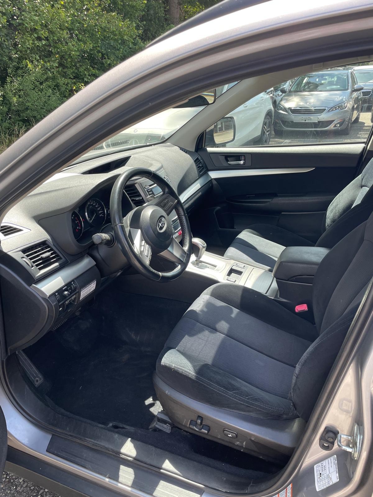 SUBARU Outback 2.5i Limited AWD Lineartronic-image-5